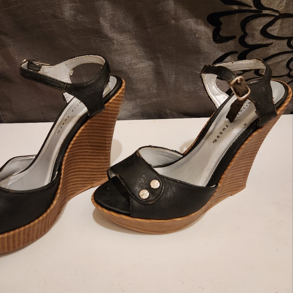 Charlotte Russe Wedges size 6